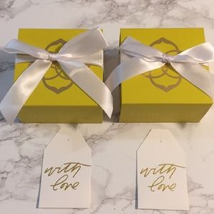 Kendra Scott magnetic gift boxes (set of 2)